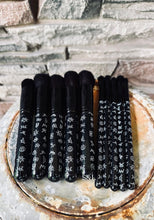 Black and White Brands Makeup Brush Set