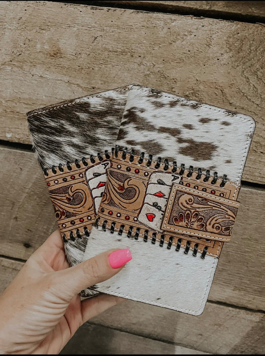 Gambler Tooled Leather Cowhide Womens Western Wallet