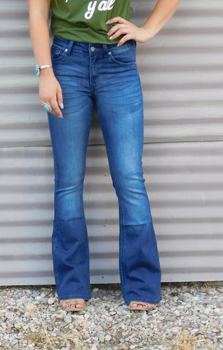 Haylee  * Kancan Petite Flare  Jeans